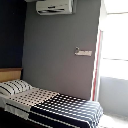 Koptel Budget Hotel Kuching Exterior photo