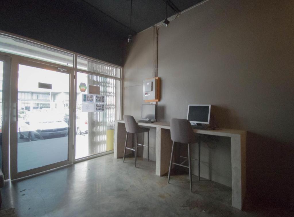 Koptel Budget Hotel Kuching Exterior photo