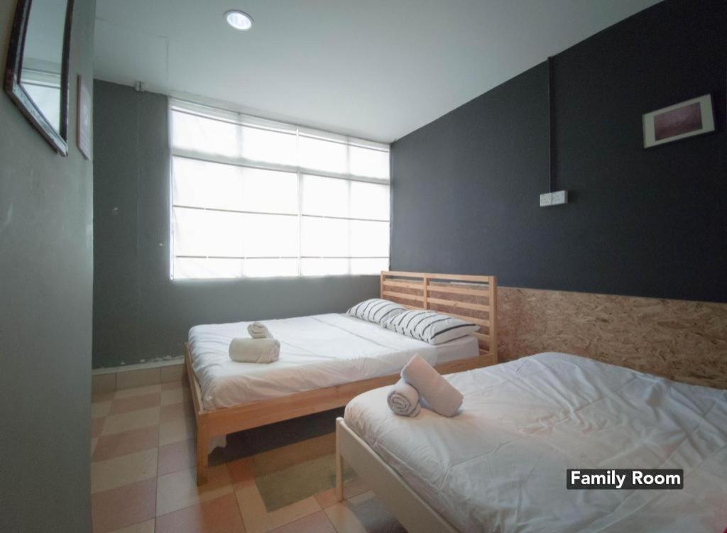 Koptel Budget Hotel Kuching Exterior photo